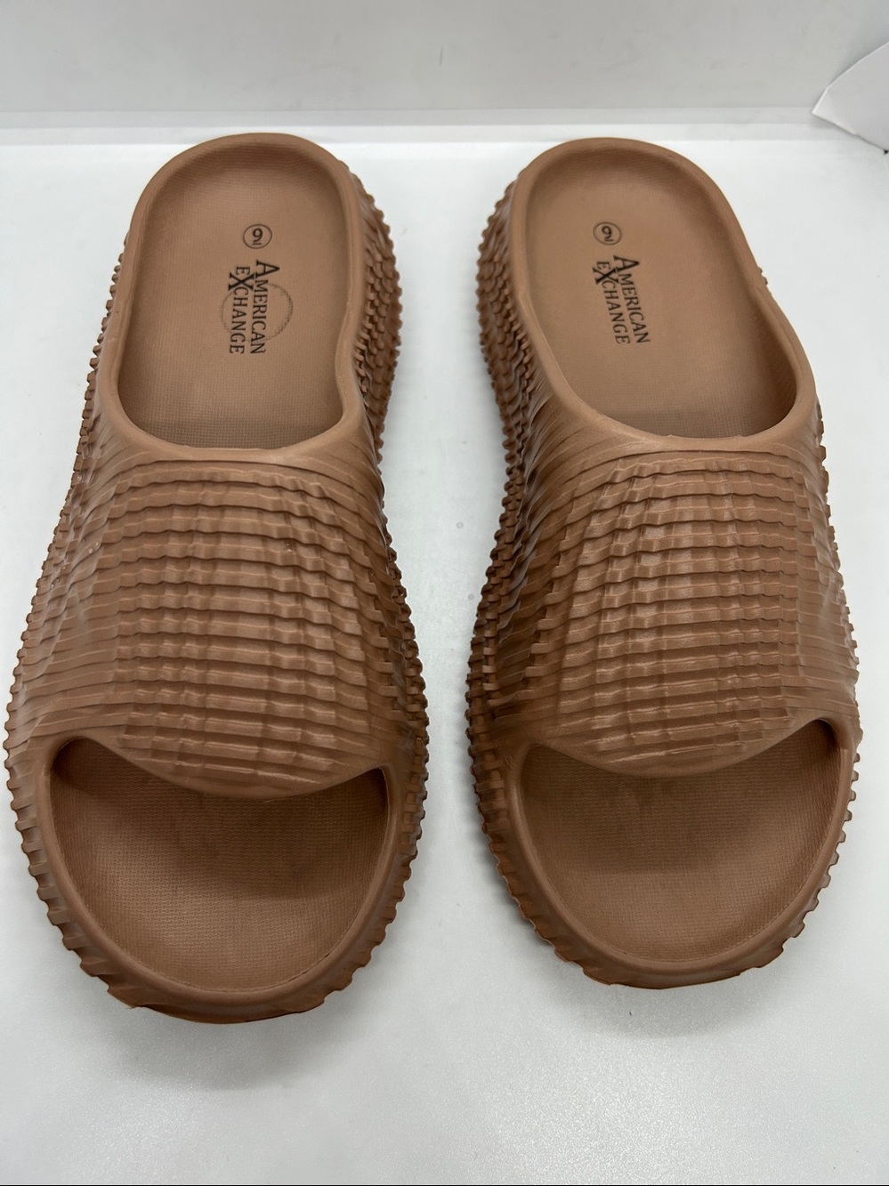 American Exchange Women tan rubber comfort slide Size 9